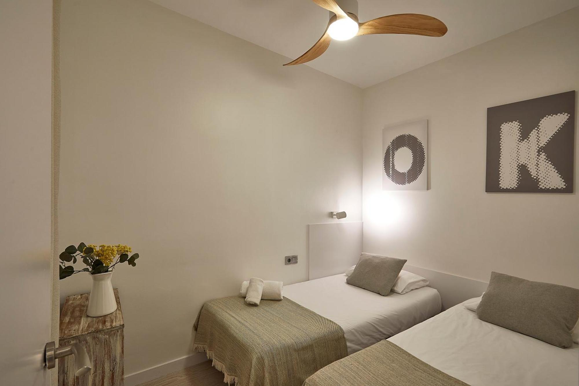 Bbarcelona Modern Eixample Flat Barcellona