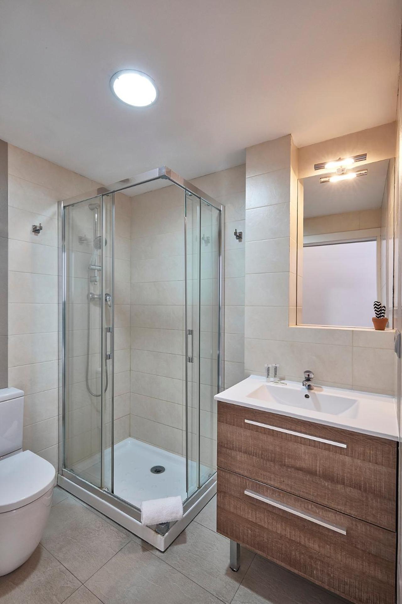 Apartament Bbarcelona Modern Eixample Flat *